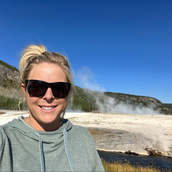 Meet your Posher, Ashley - Picture 6 of 7